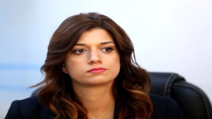 Έκραξαν την Νοτοπούλου για την Μακεδονία στην τελετή των Θεοφανείων – «Δεν πωλείται και τέλος» – Βίντεο